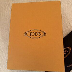 TOD'S Shoe box and 2 dust covers